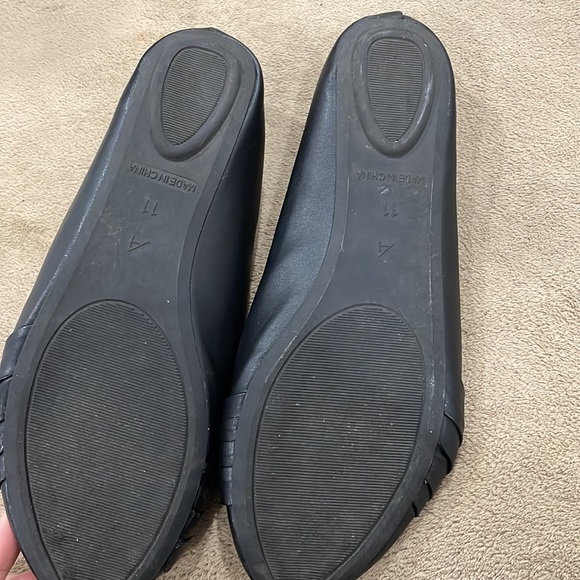 Ardene black flats - size 11 - Picture 2 of 2